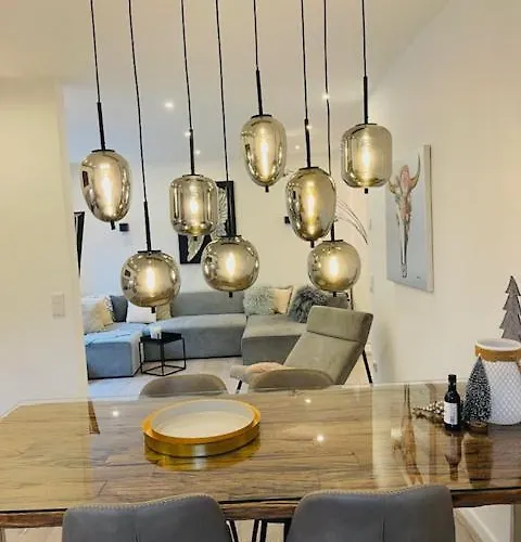 Appartement Erstklasssige Moderne Apartwohnung 85 Qm Mit Terrasse Und Garten *